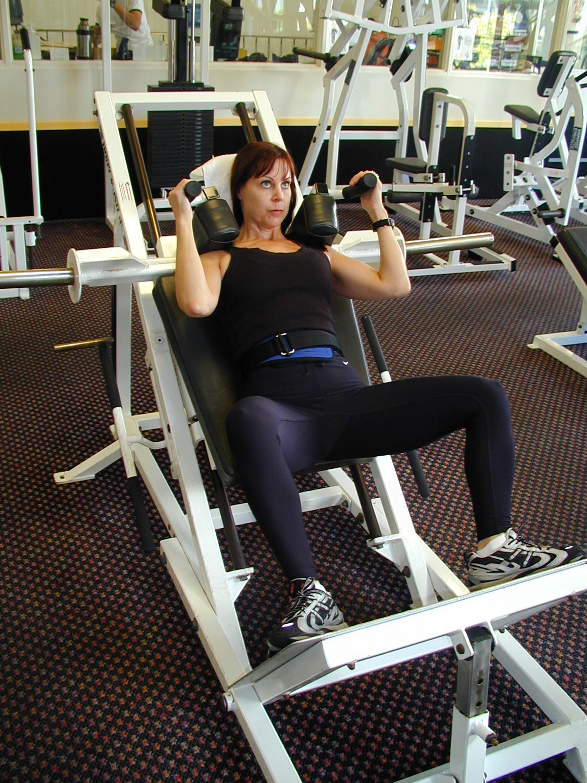 Plie' Hack squat
